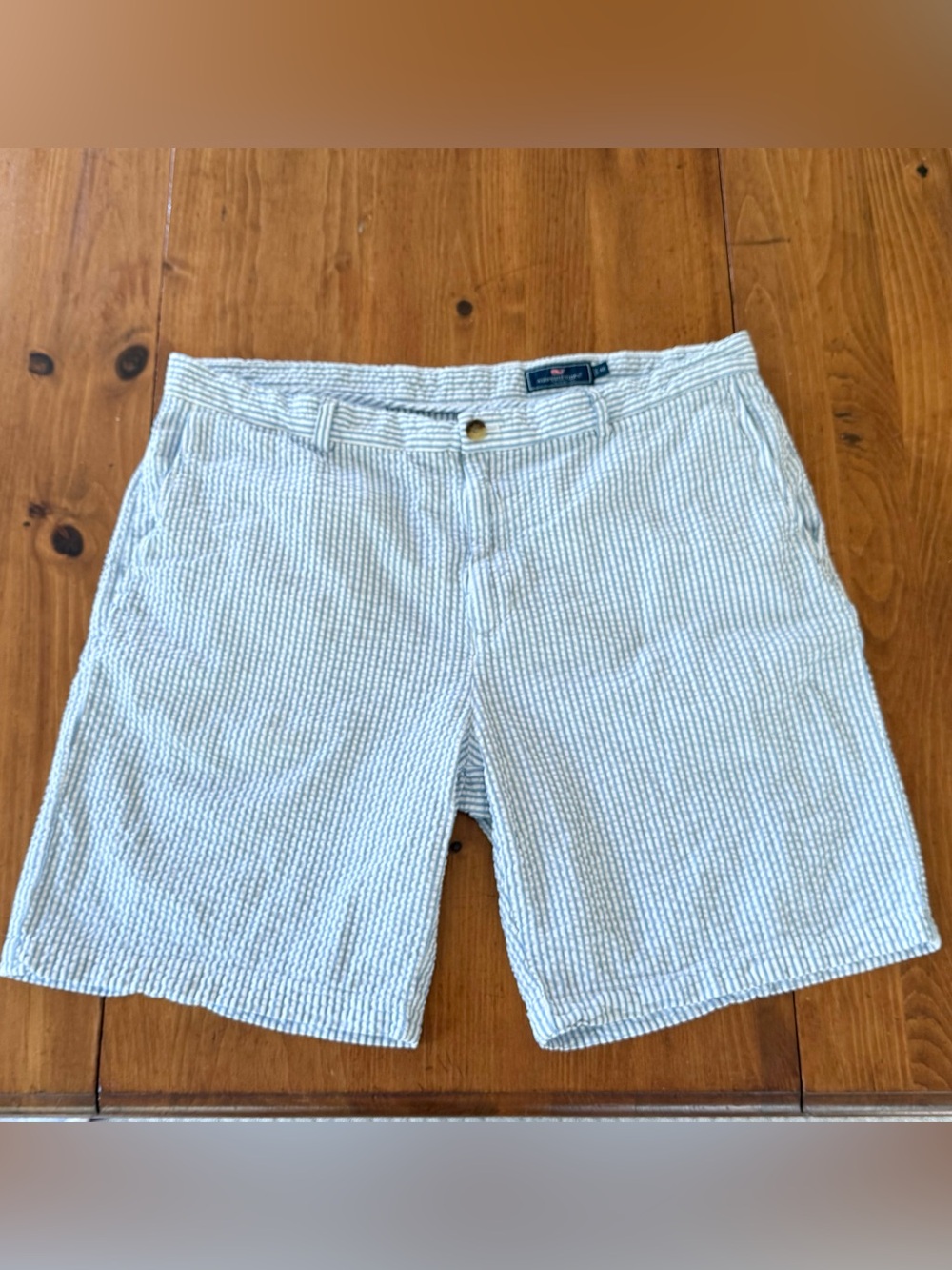 Vineyard Vines Blue White Seersucker Shorts Men’s Size 40 9” Inseam